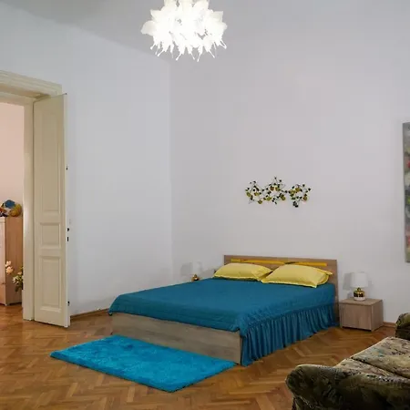 Апартаменты In Marschall Palace *